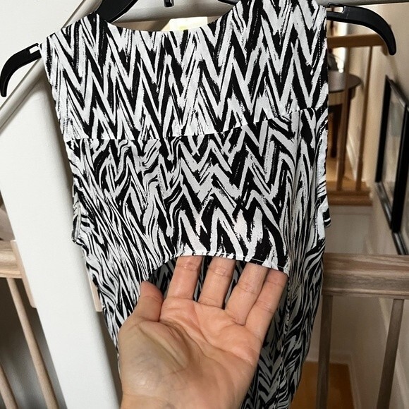 Loyal Hana The January in Black White Chevron Midi Dress S NWOT - Picture 9 of 13